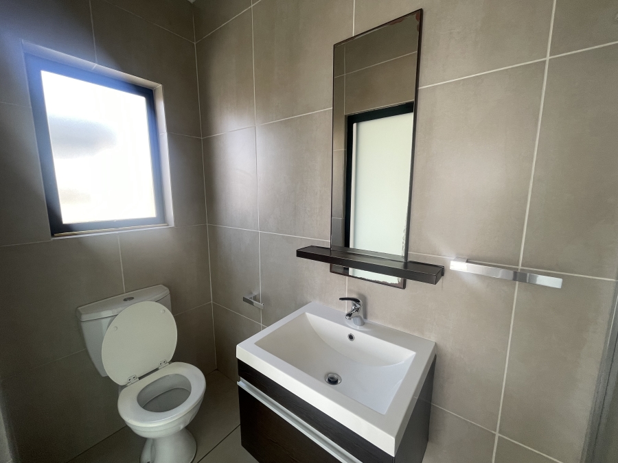2 Bedroom Property for Sale in Fourways Gauteng
