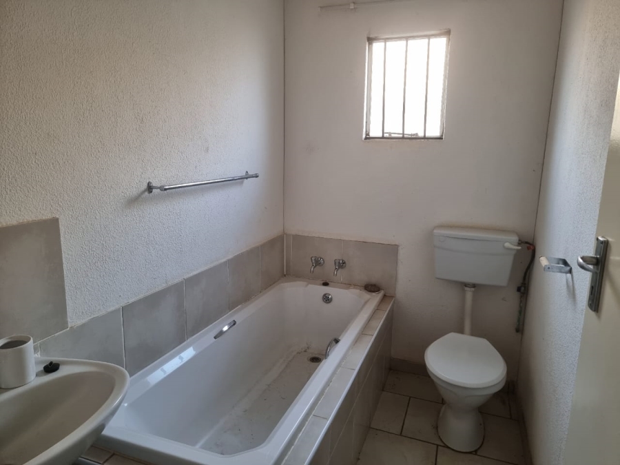 3 Bedroom Property for Sale in Stretford Gauteng