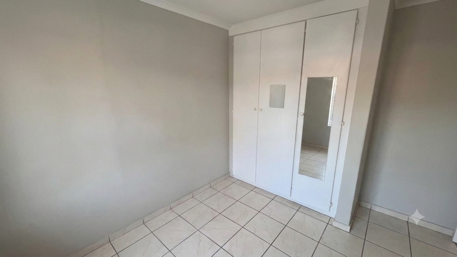 2 Bedroom Property for Sale in Kilner Park Gauteng