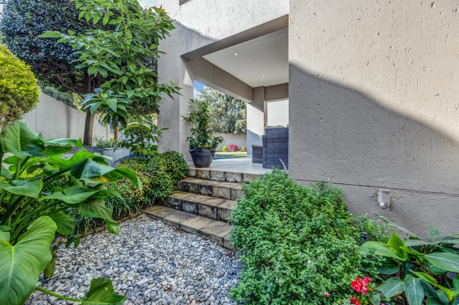3 Bedroom Property for Sale in Broadacres Gauteng