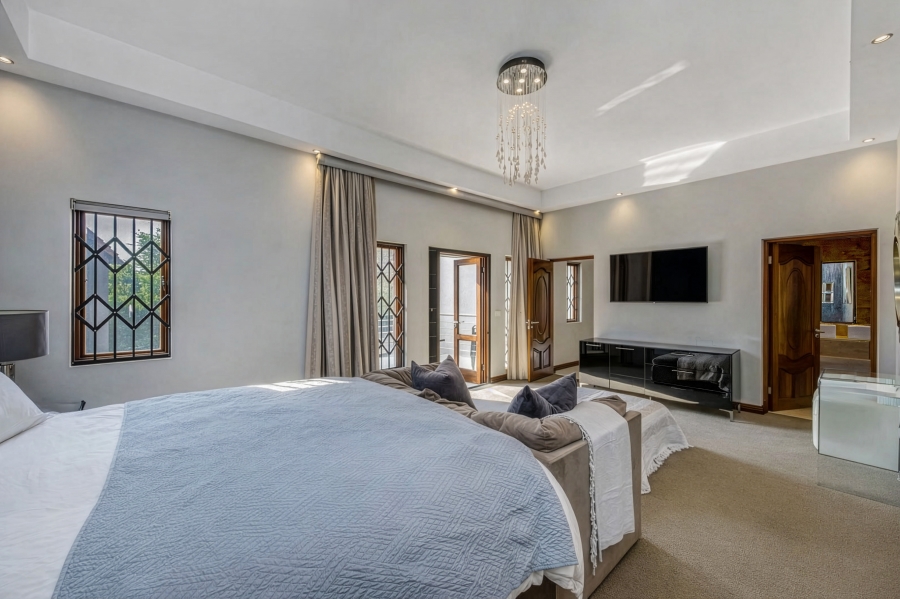 3 Bedroom Property for Sale in Broadacres Gauteng