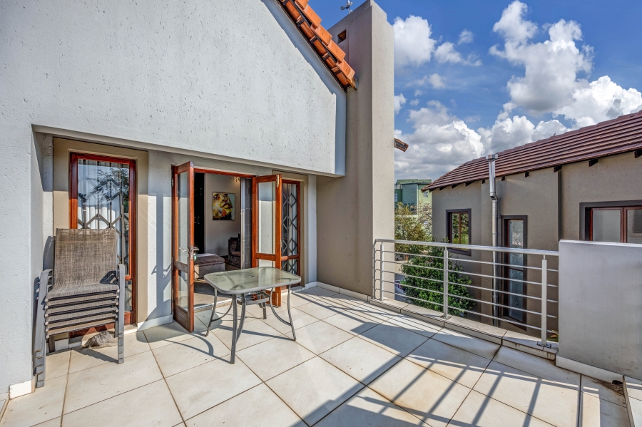 3 Bedroom Property for Sale in Broadacres Gauteng