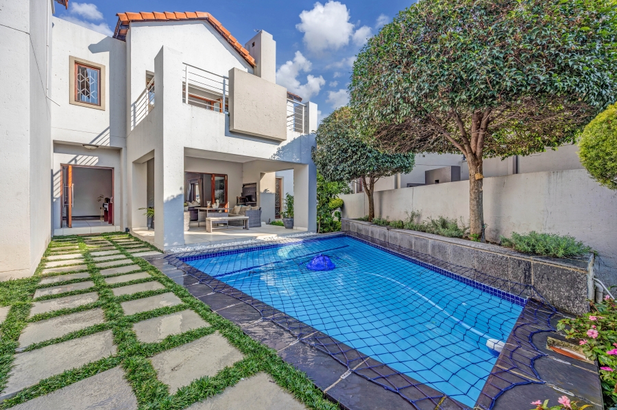 3 Bedroom Property for Sale in Broadacres Gauteng