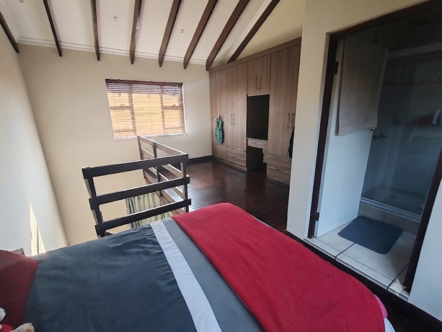 6 Bedroom Property for Sale in Villieria Gauteng