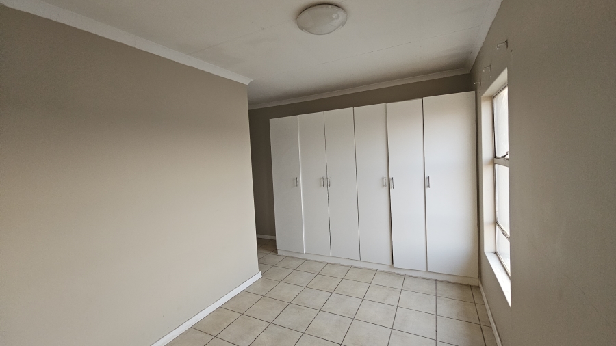 3 Bedroom Property for Sale in Selcourt Gauteng