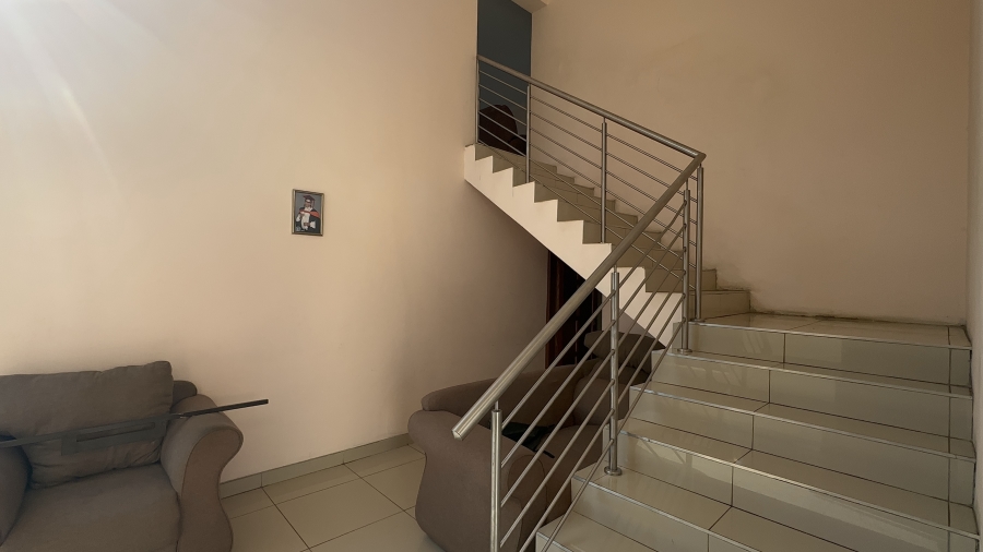 4 Bedroom Property for Sale in Dawn Park Gauteng