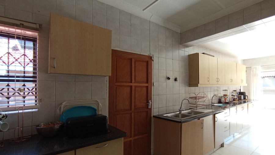 4 Bedroom Property for Sale in Oriel Gauteng