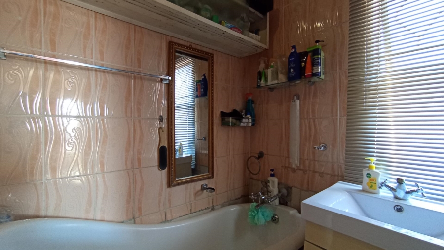 4 Bedroom Property for Sale in Oriel Gauteng