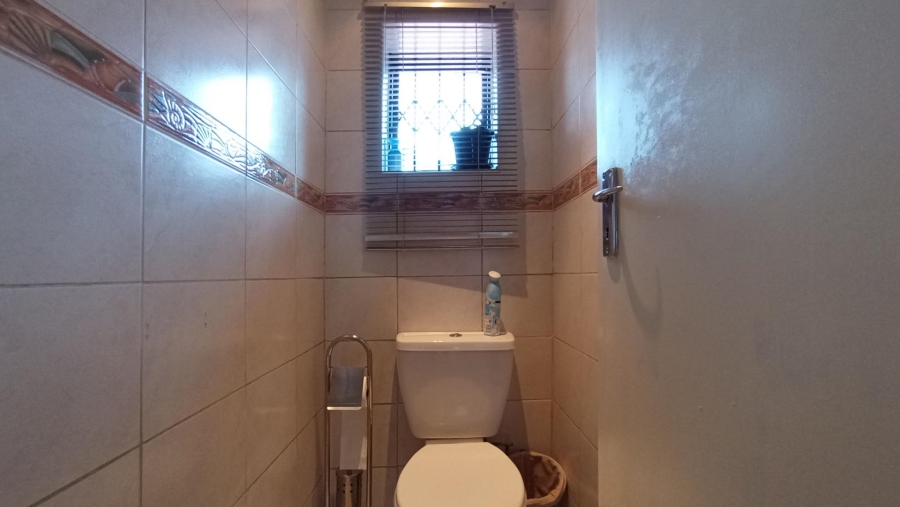 4 Bedroom Property for Sale in Oriel Gauteng