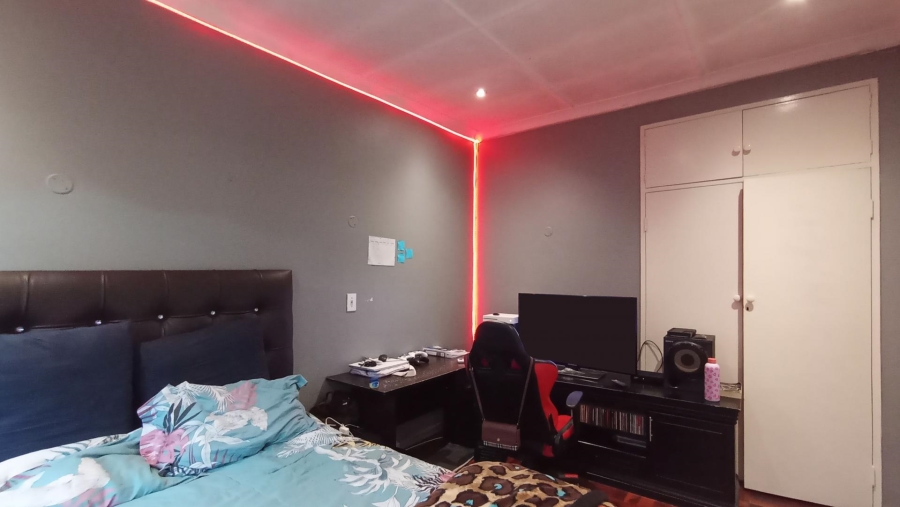 4 Bedroom Property for Sale in Oriel Gauteng