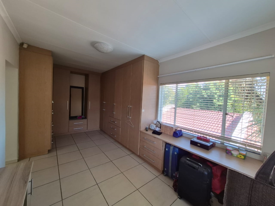 To Let 4 Bedroom Property for Rent in Eden Glen Gauteng