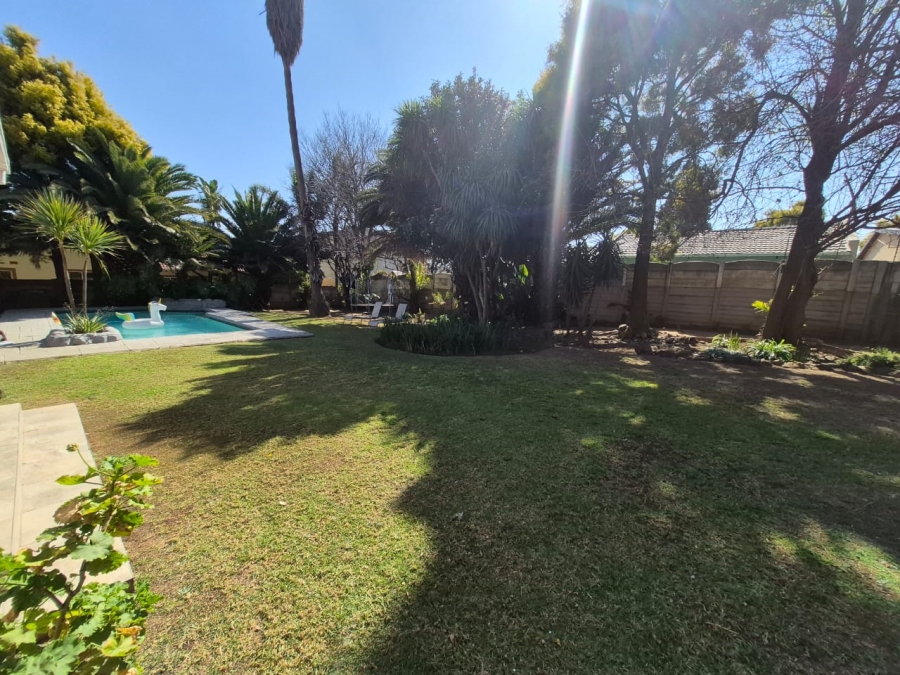 To Let 4 Bedroom Property for Rent in Eden Glen Gauteng
