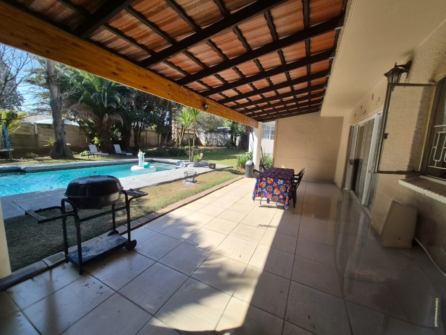 To Let 4 Bedroom Property for Rent in Eden Glen Gauteng