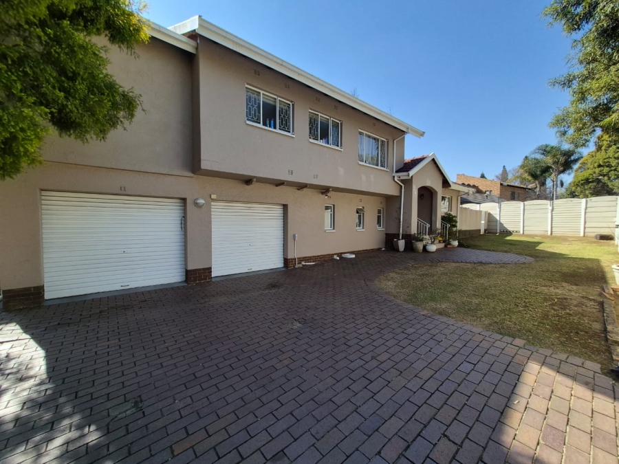 To Let 4 Bedroom Property for Rent in Eden Glen Gauteng