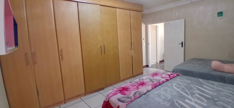 3 Bedroom Property for Sale in New Market Gauteng