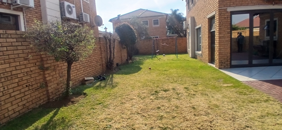 3 Bedroom Property for Sale in New Market Gauteng