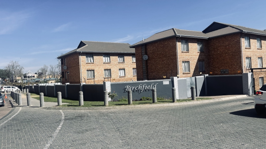 2 Bedroom Property for Sale in Grand Central Gauteng