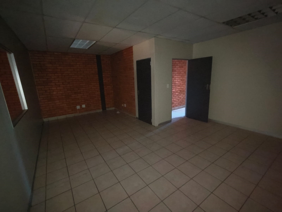 To Let Commercial Property for Rent in Hennopspark Gauteng