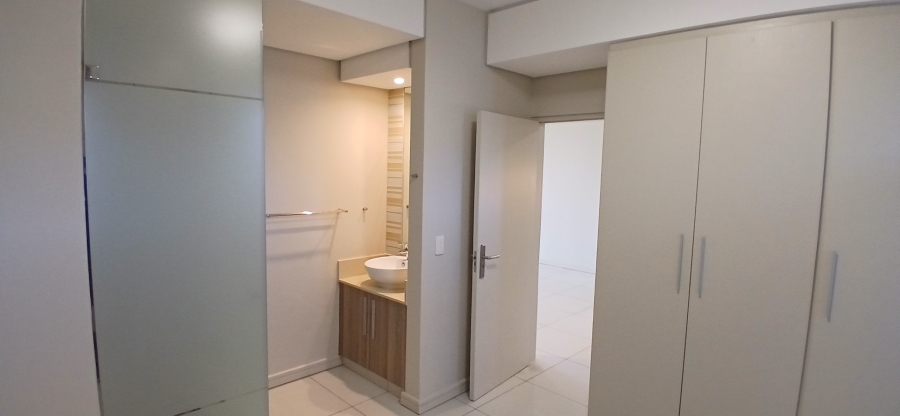 To Let 2 Bedroom Property for Rent in Rosebank Gauteng