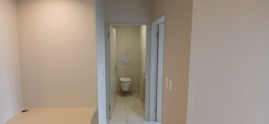 To Let 2 Bedroom Property for Rent in Rosebank Gauteng