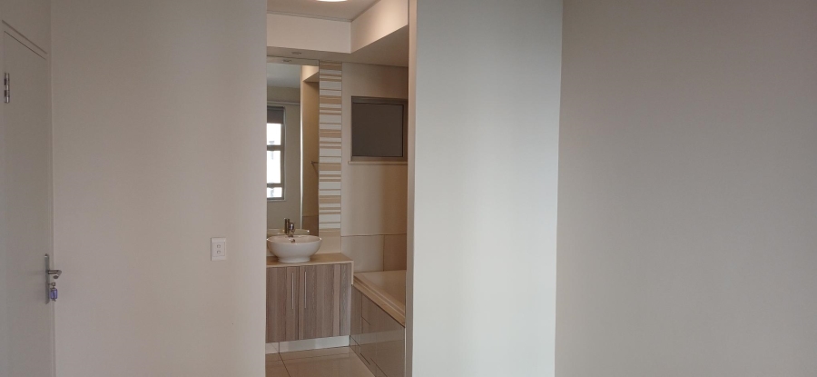 To Let 2 Bedroom Property for Rent in Rosebank Gauteng