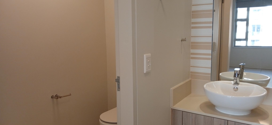 To Let 2 Bedroom Property for Rent in Rosebank Gauteng