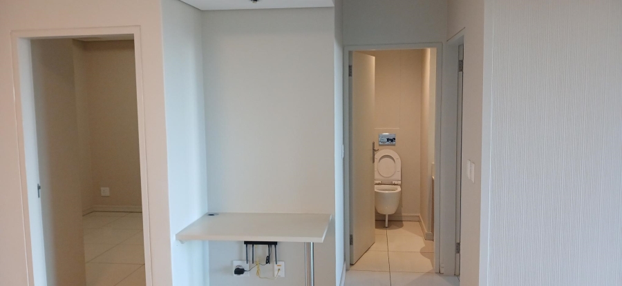 To Let 2 Bedroom Property for Rent in Rosebank Gauteng