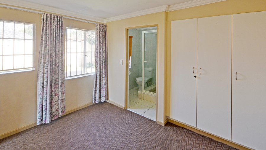 To Let 3 Bedroom Property for Rent in Edleen Gauteng