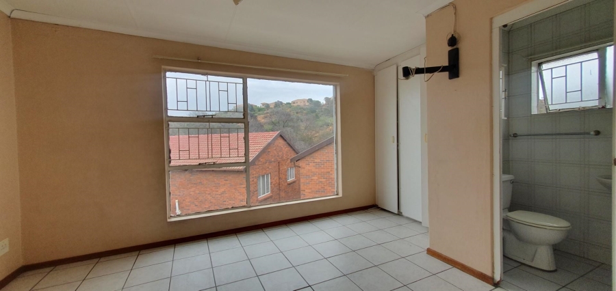 2 Bedroom Property for Sale in Winchester Hills Gauteng