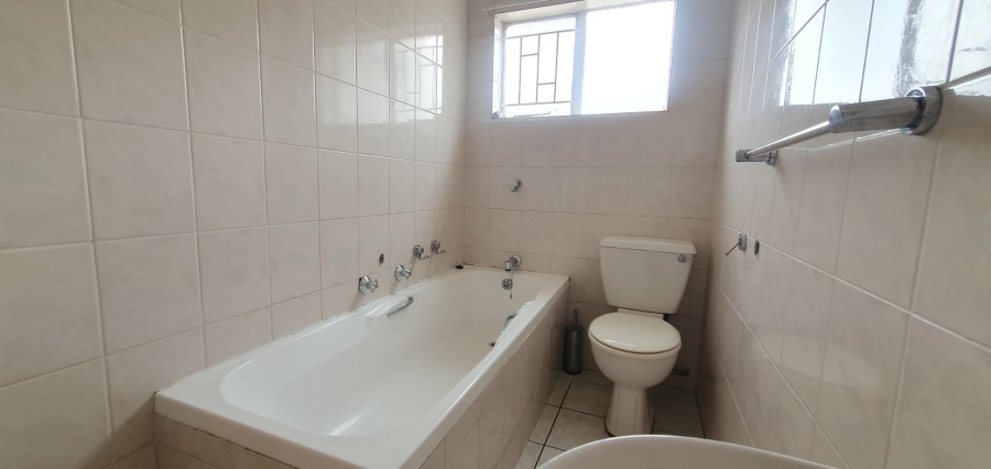 2 Bedroom Property for Sale in Winchester Hills Gauteng