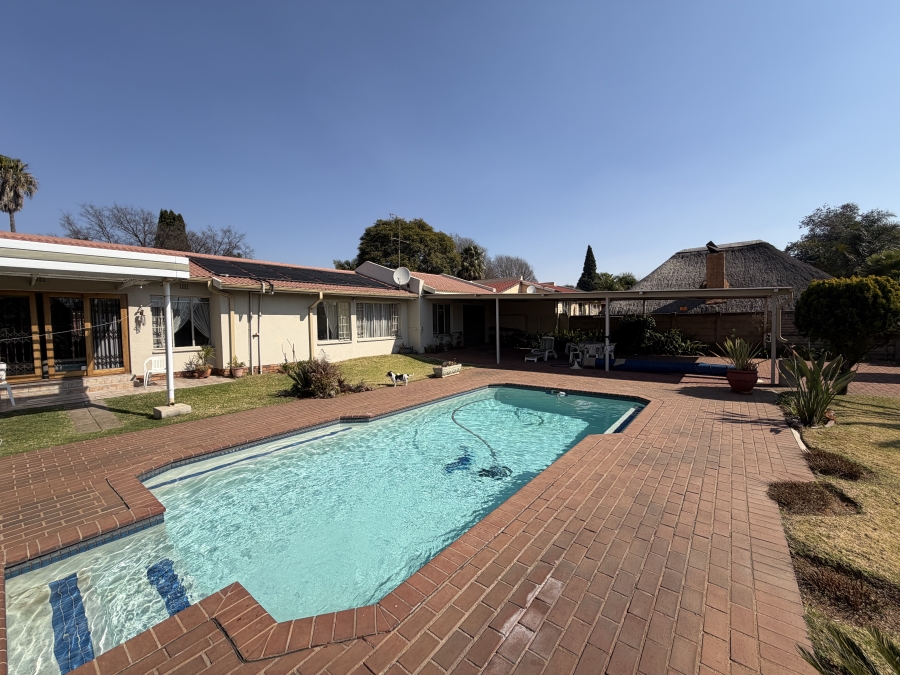 4 Bedroom Property for Sale in Dalpark Gauteng