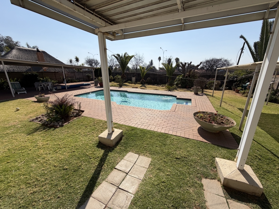 4 Bedroom Property for Sale in Dalpark Gauteng