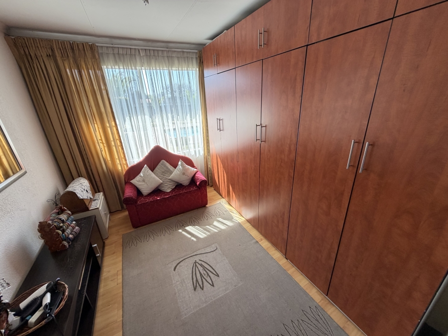 4 Bedroom Property for Sale in Dalpark Gauteng