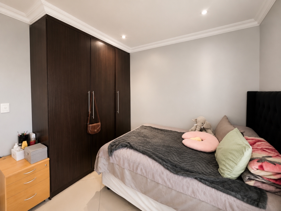 5 Bedroom Property for Sale in Thatchfield Estate Gauteng