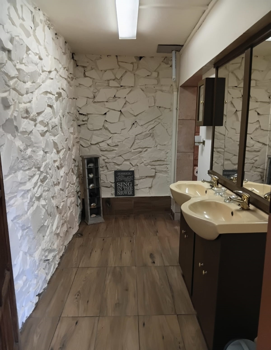 13 Bedroom Property for Sale in Groenkloof Gauteng