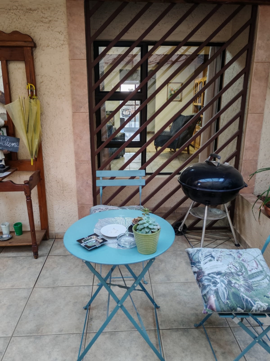 13 Bedroom Property for Sale in Groenkloof Gauteng