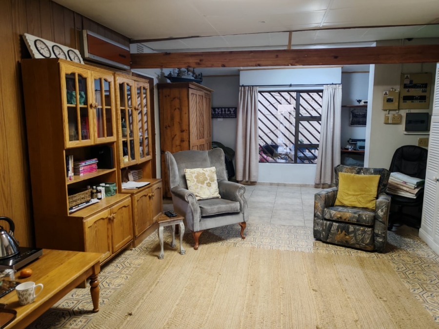 13 Bedroom Property for Sale in Groenkloof Gauteng