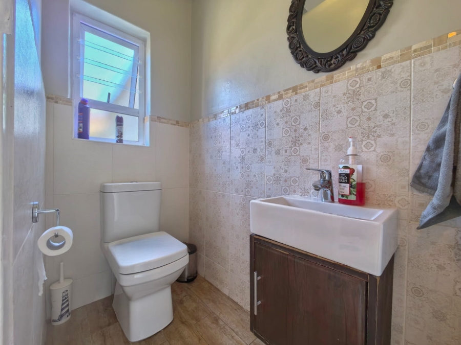 To Let 3 Bedroom Property for Rent in Fairland Gauteng