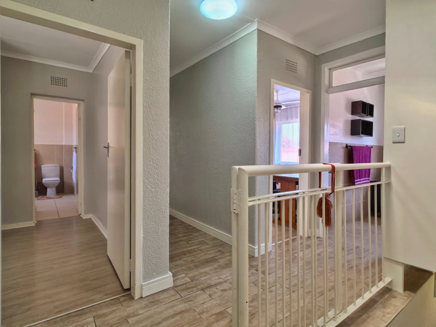 To Let 3 Bedroom Property for Rent in Fairland Gauteng