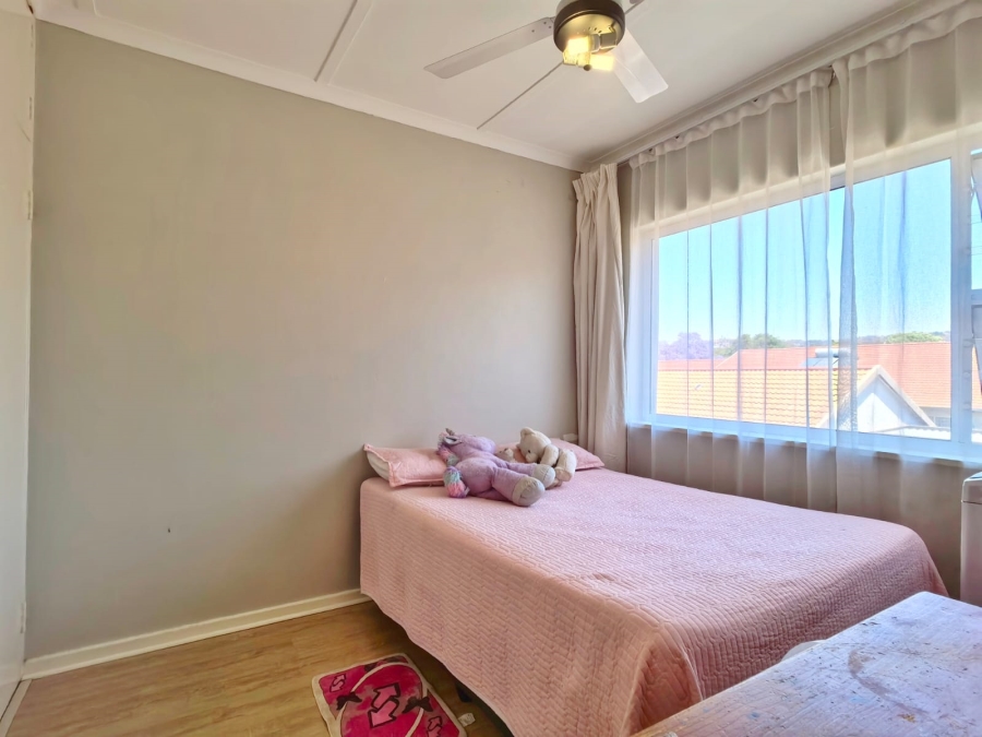 To Let 3 Bedroom Property for Rent in Fairland Gauteng
