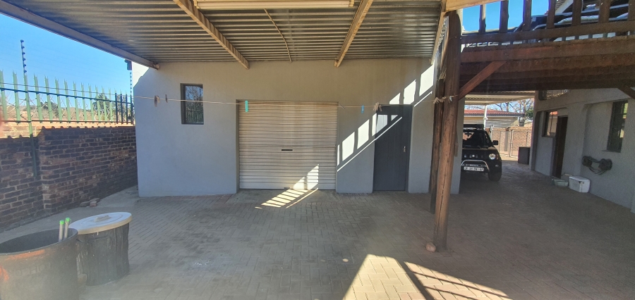 4 Bedroom Property for Sale in Rensburg Gauteng