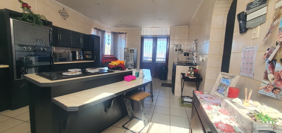 4 Bedroom Property for Sale in Rensburg Gauteng