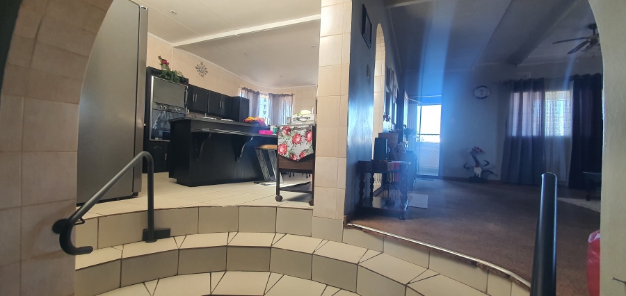 4 Bedroom Property for Sale in Rensburg Gauteng