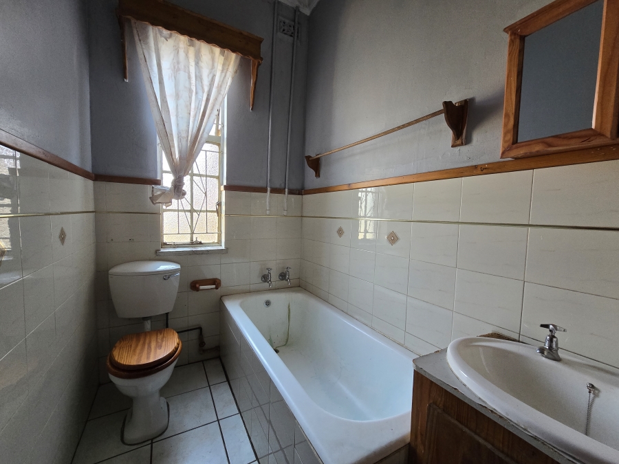 6 Bedroom Property for Sale in Brakpan Central Gauteng