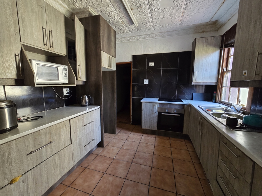 6 Bedroom Property for Sale in Brakpan Central Gauteng