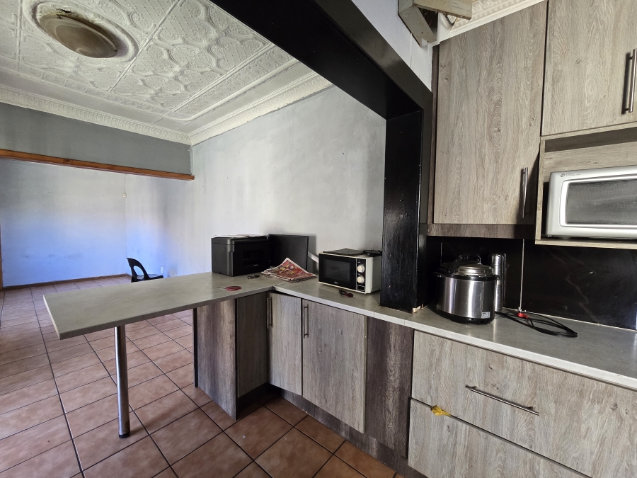 6 Bedroom Property for Sale in Brakpan Central Gauteng