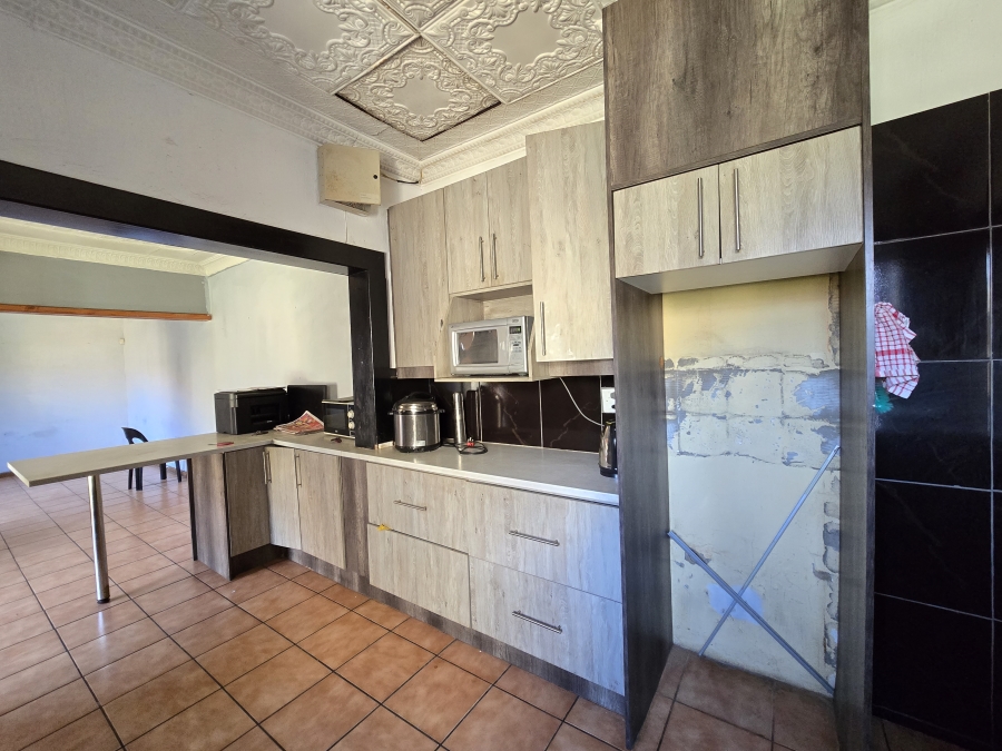 6 Bedroom Property for Sale in Brakpan Central Gauteng