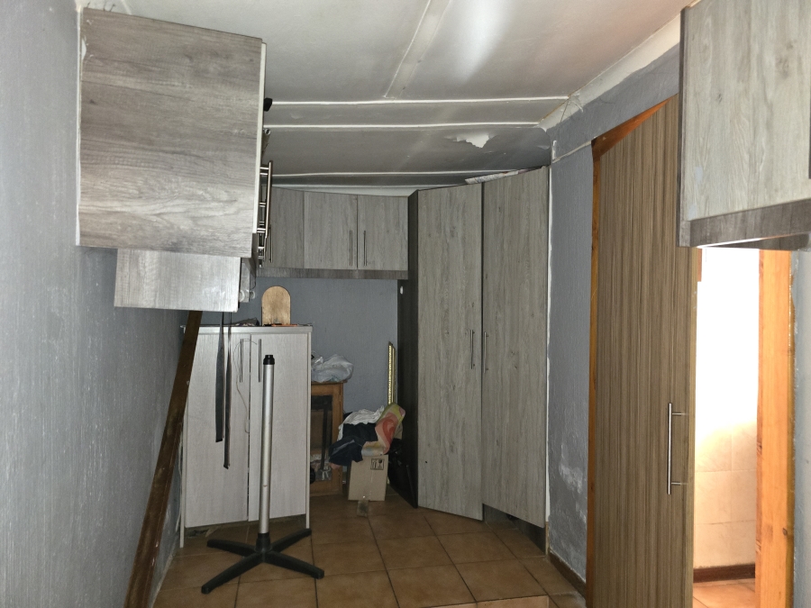 6 Bedroom Property for Sale in Brakpan Central Gauteng