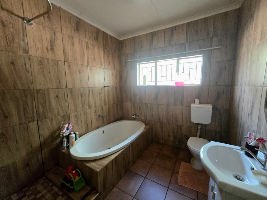 3 Bedroom Property for Sale in Arcon Park Gauteng