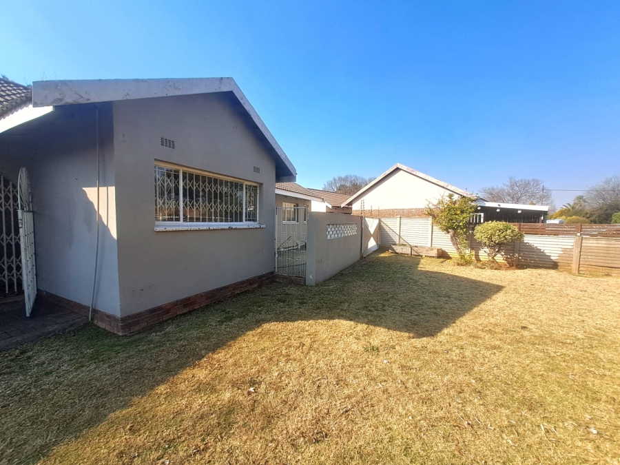 To Let 3 Bedroom Property for Rent in Arcon Park Gauteng